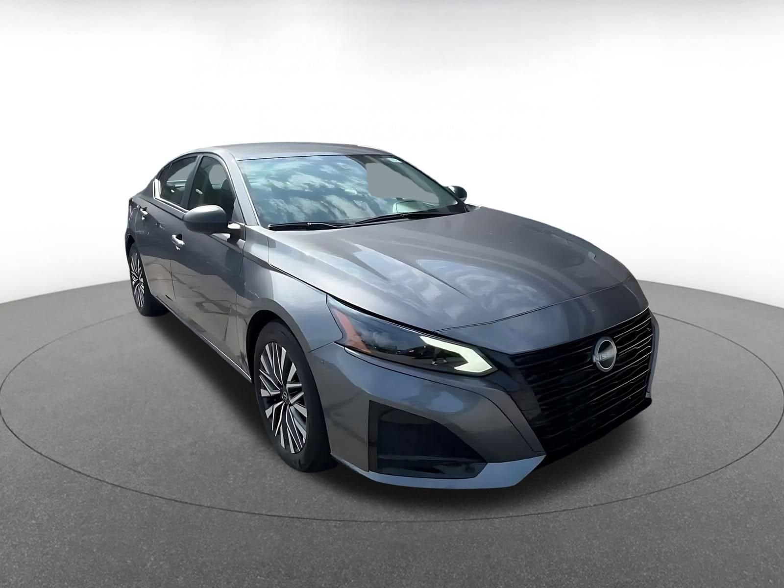 Thumbnail: 2026 Nissan Altima - 3