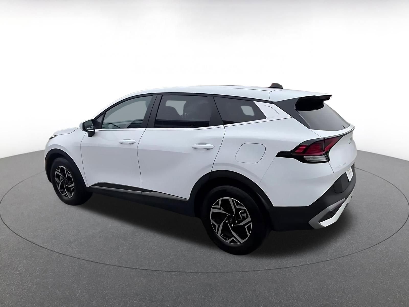 Thumbnail: 2025 Kia Sportage - 16