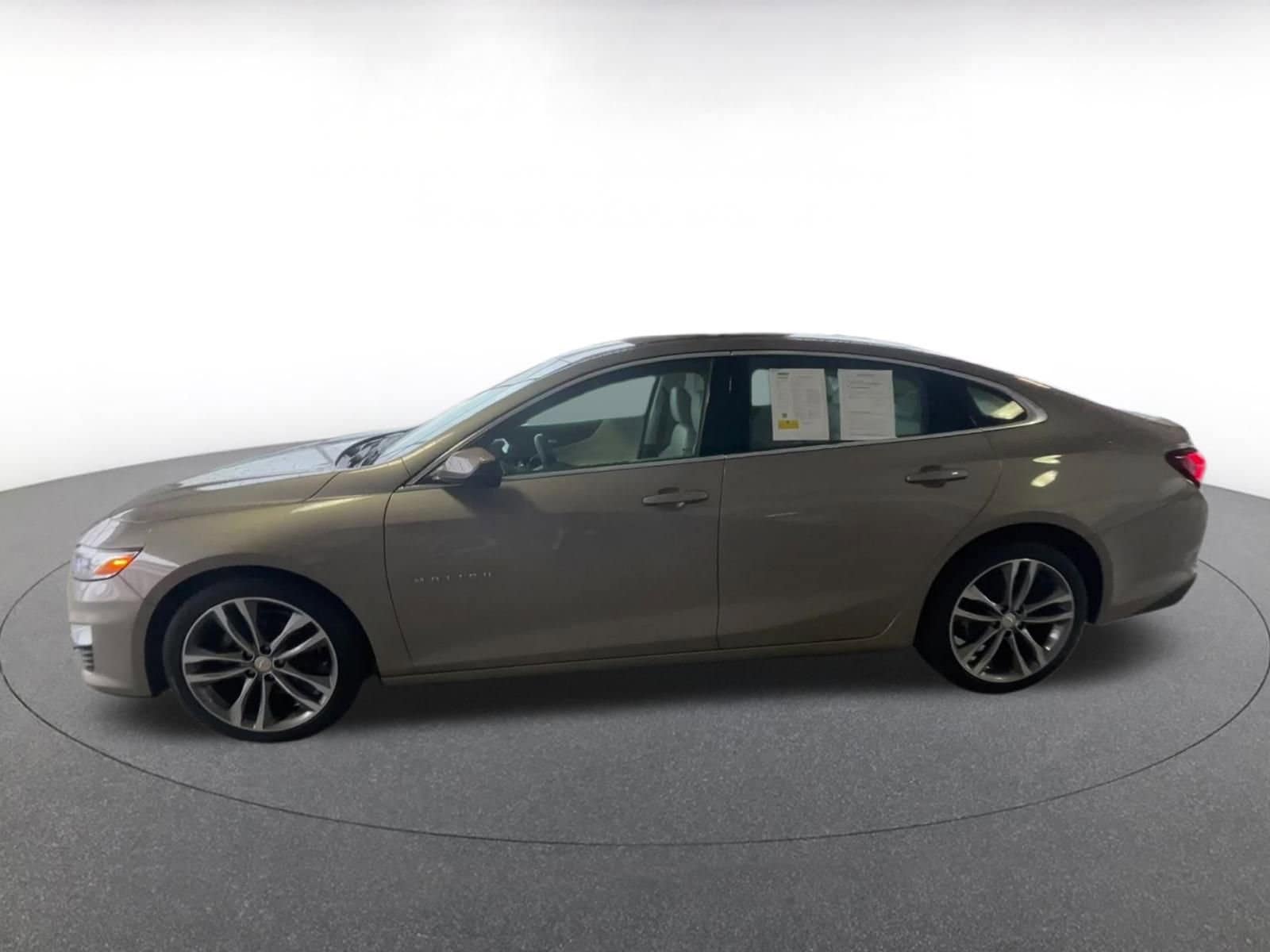 Thumbnail: 2024 Chevrolet Malibu - 8