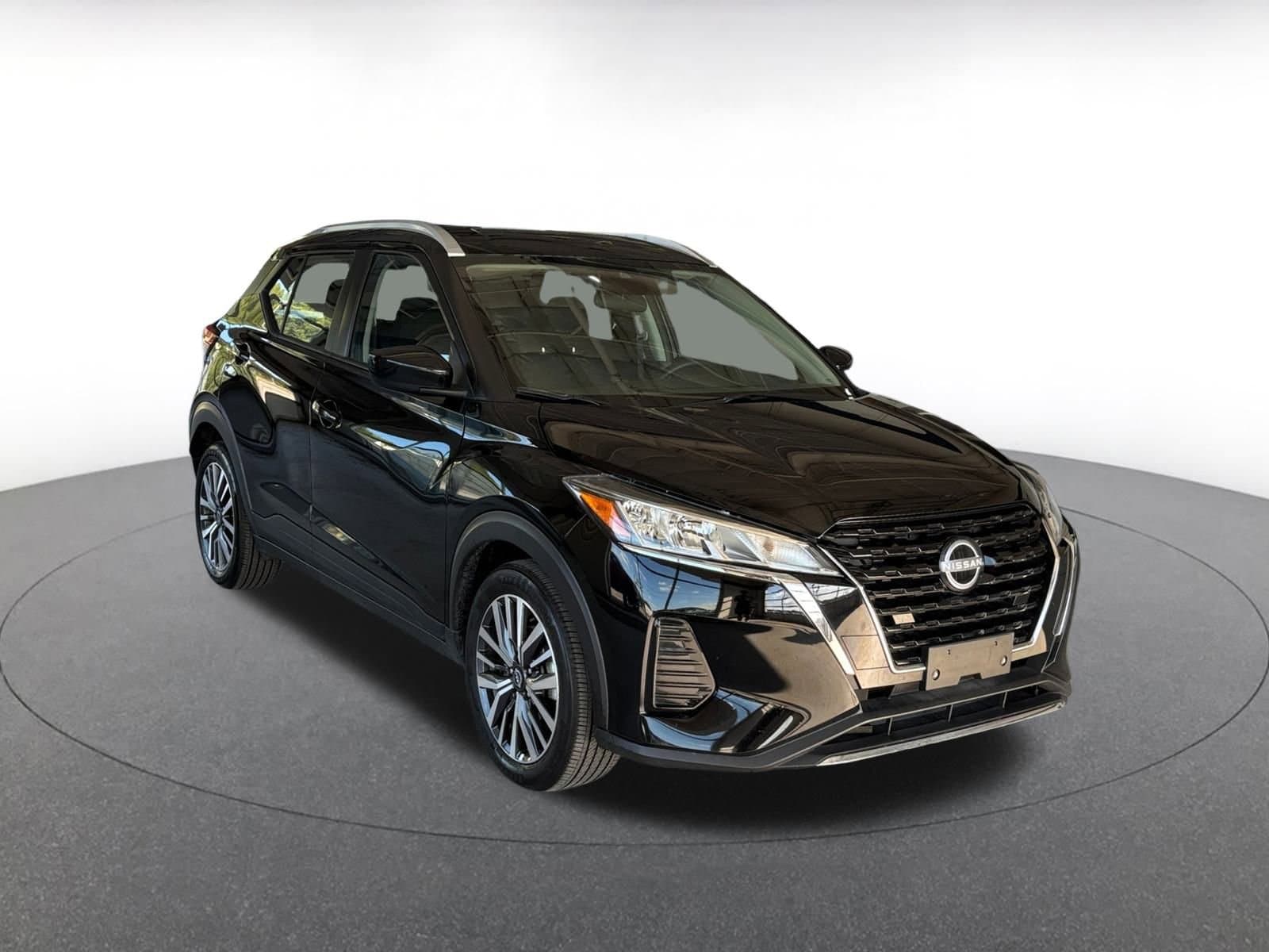 Thumbnail: 2024 Nissan Kicks - 1