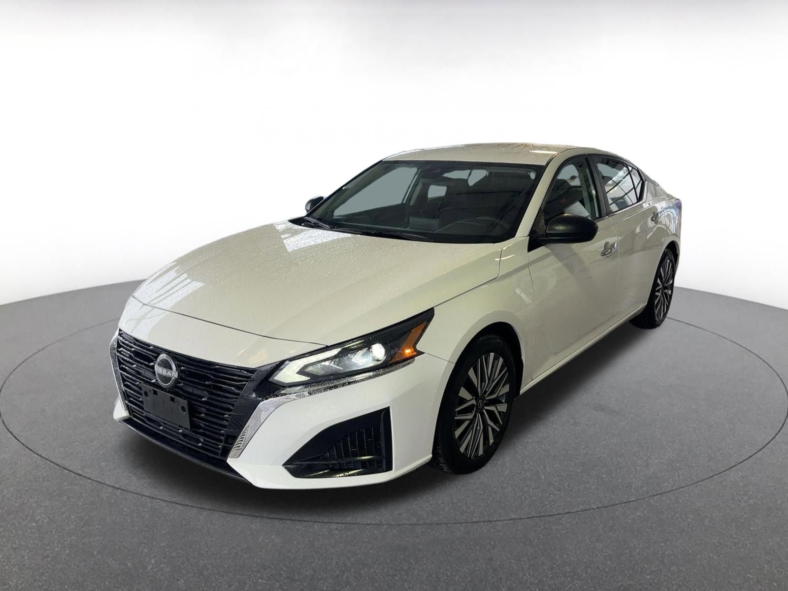Thumbnail: 2025 Nissan Altima - 7