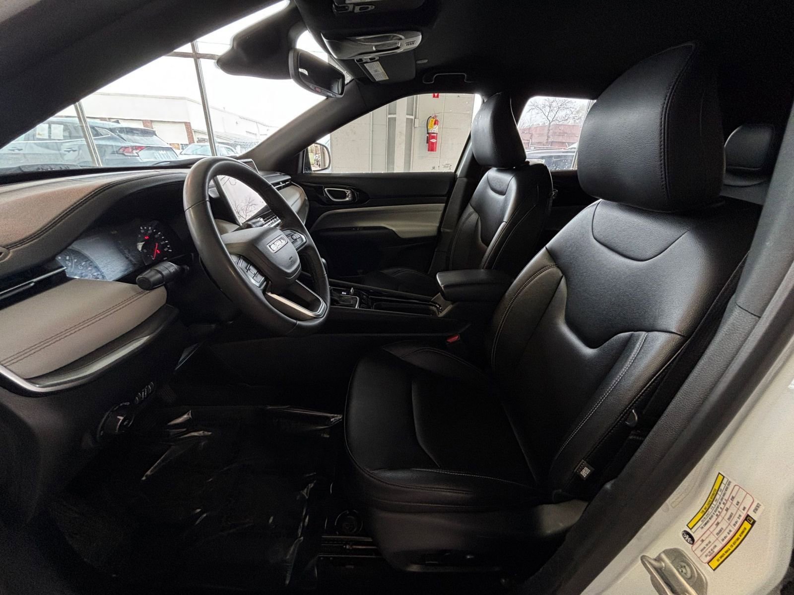 Thumbnail: 2025 Jeep Compass - 28