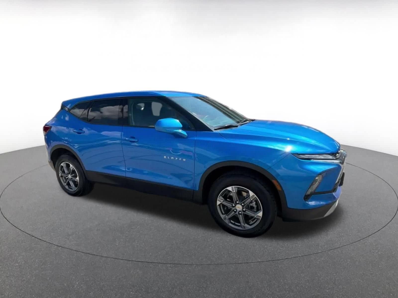 Thumbnail: 2025 Chevrolet Blazer - 2