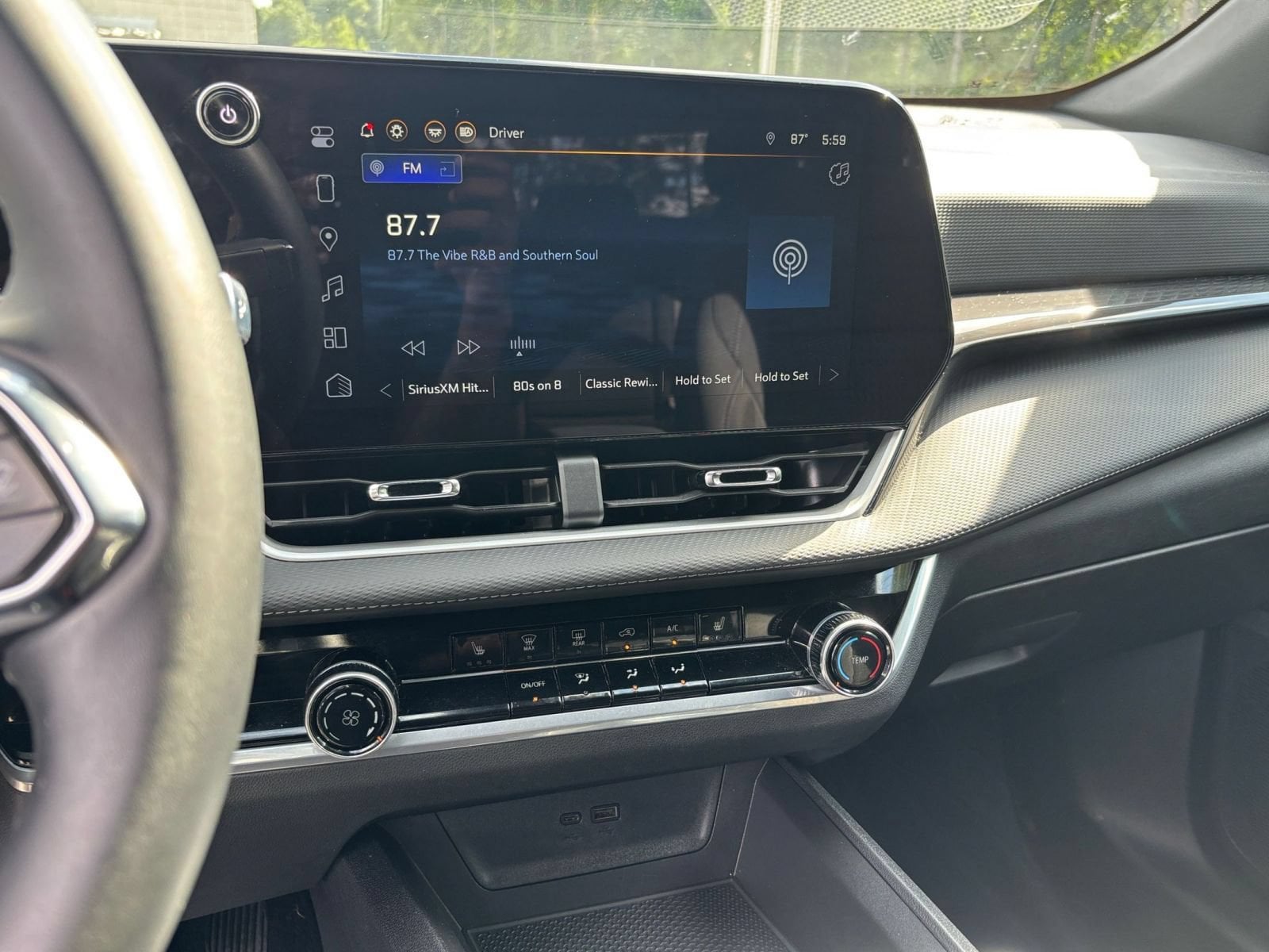 Thumbnail: 2025 Chevrolet Equinox - 20