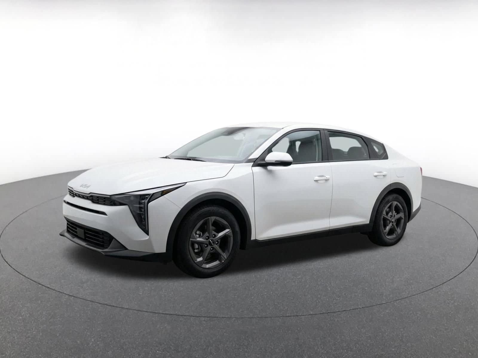 Thumbnail: 2026 Kia K4 - 3