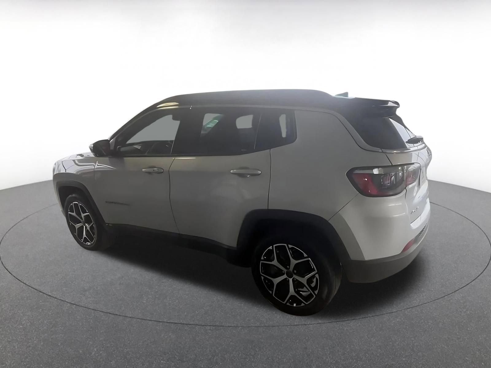 Thumbnail: 2025 Jeep Compass - 10