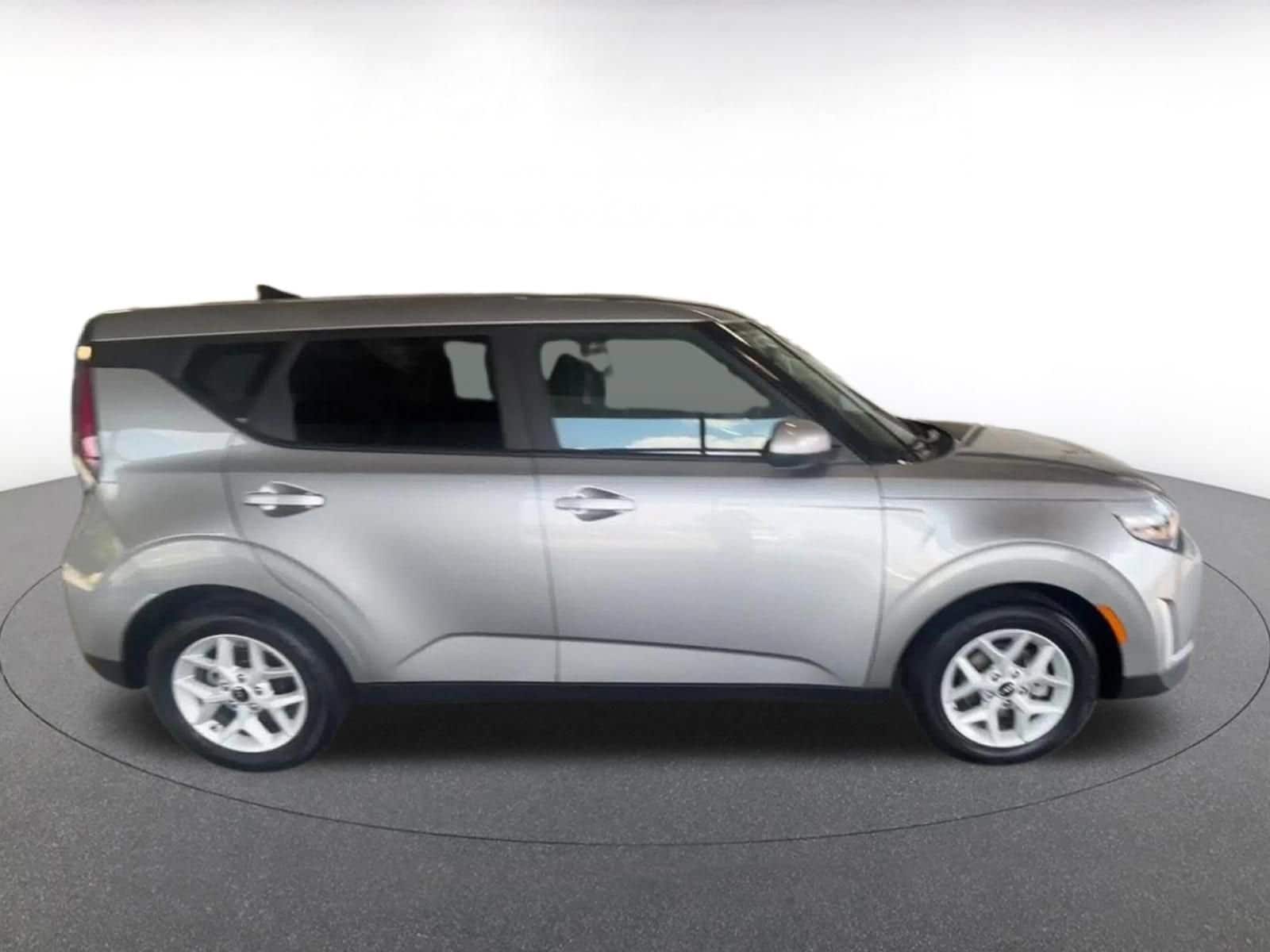Thumbnail: 2025 Kia Soul - 22