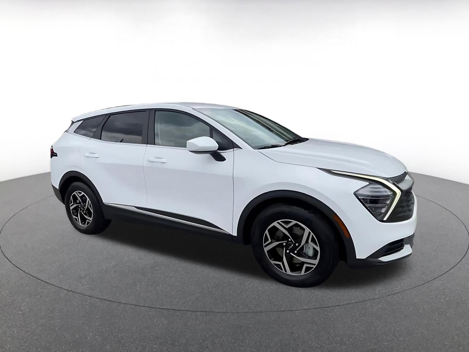 Thumbnail: 2025 Kia Sportage - 2
