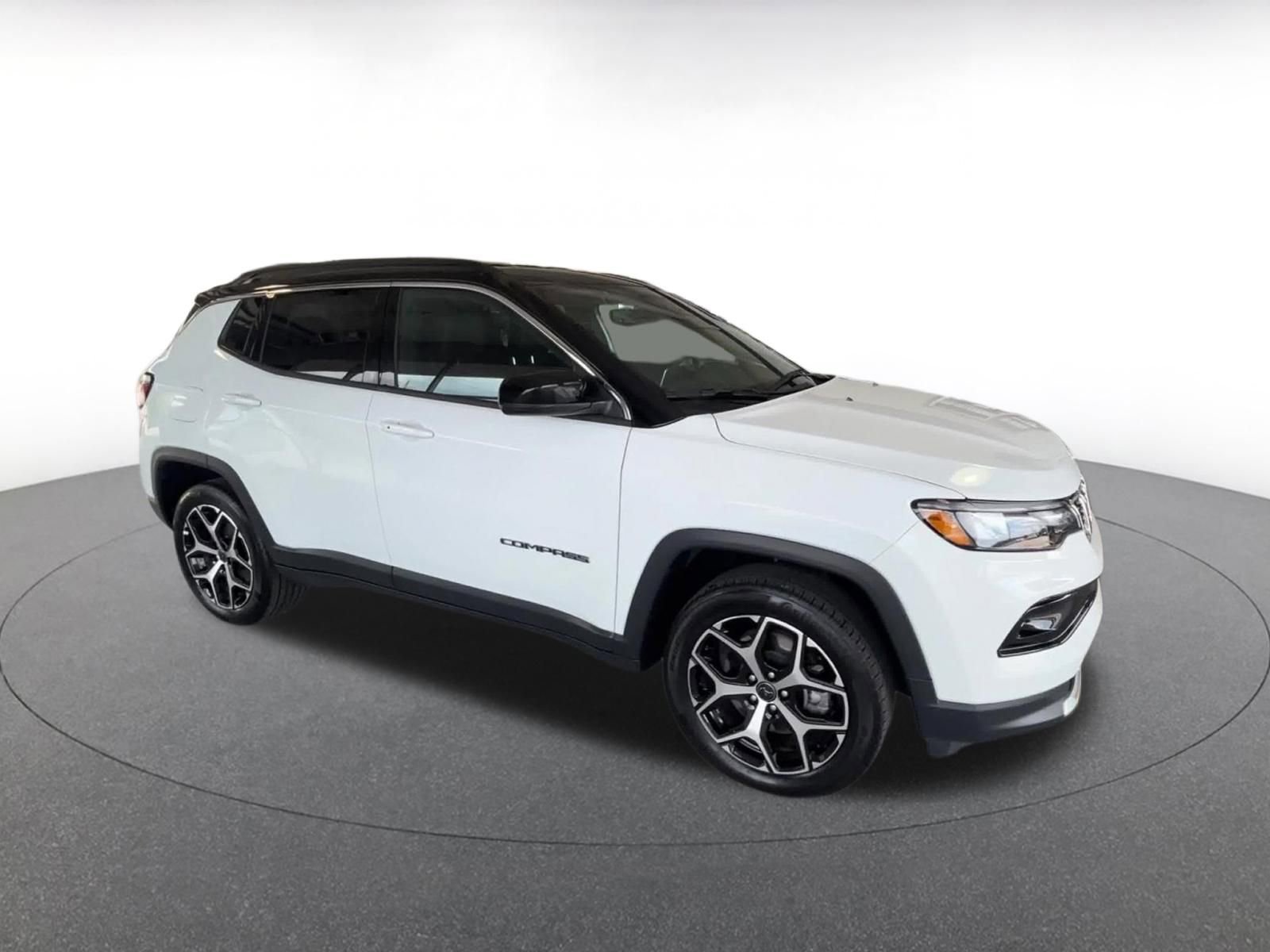 Thumbnail: 2025 Jeep Compass - 2