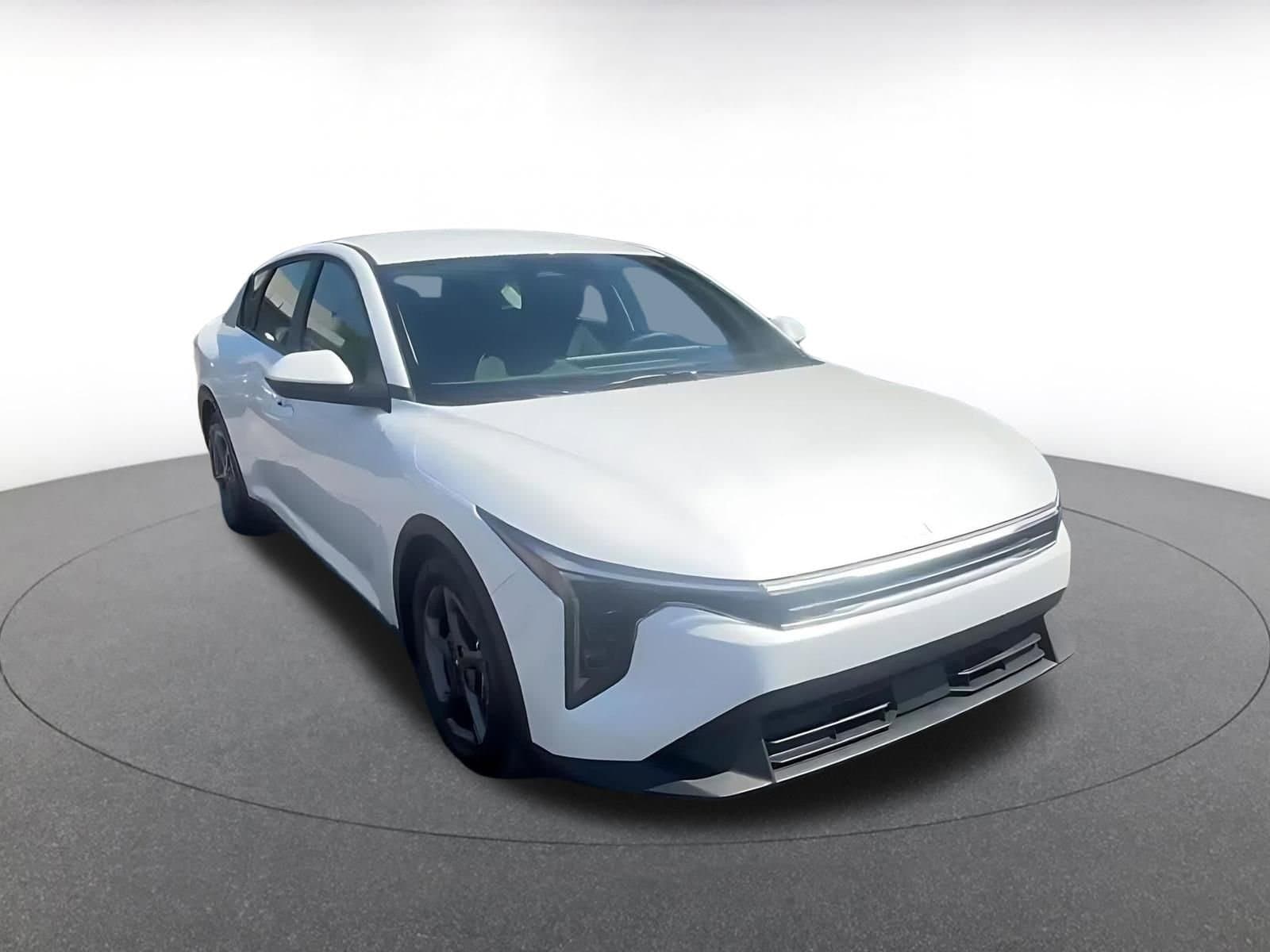 Thumbnail: 2025 Kia K4 - 3