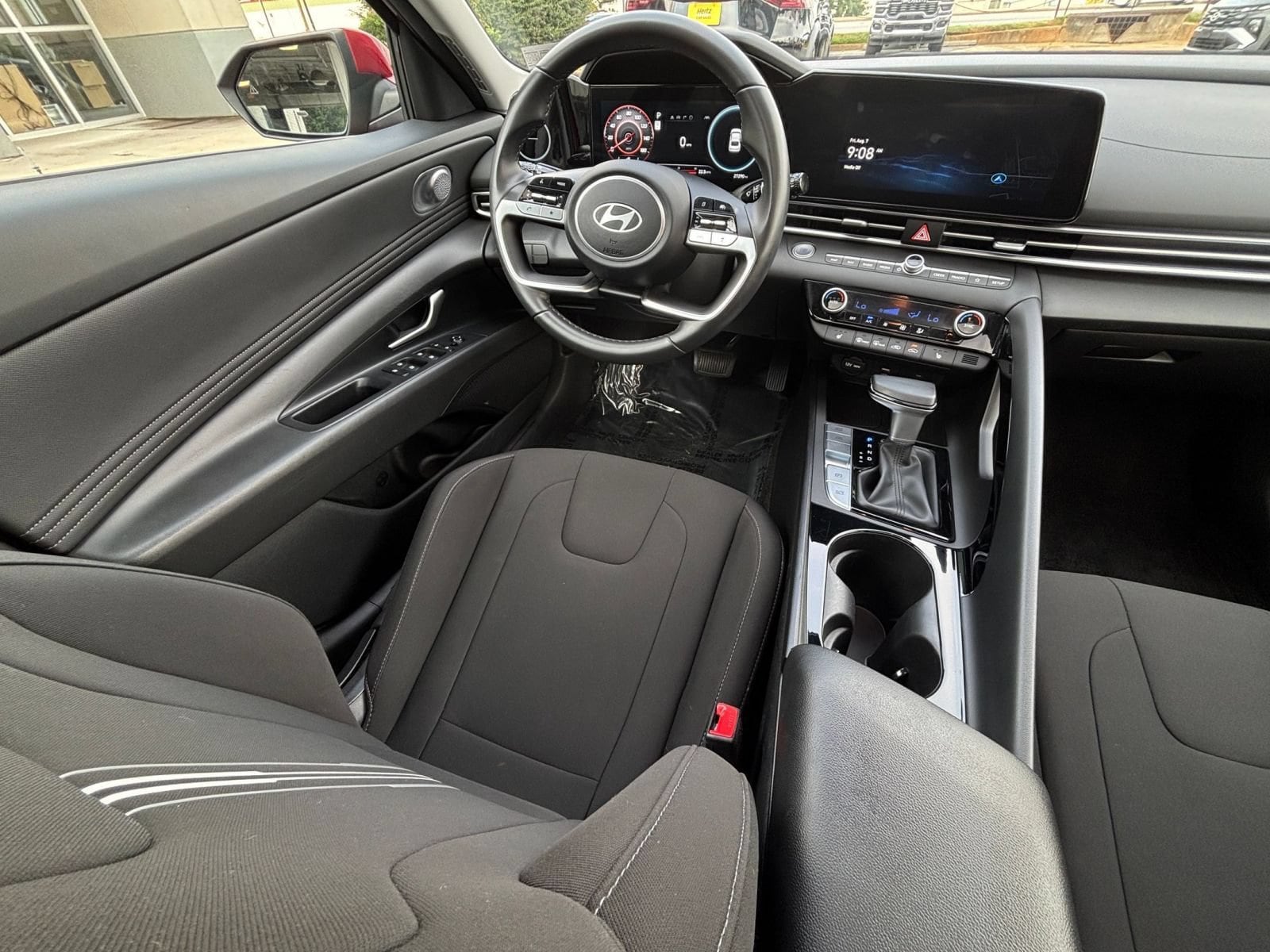 Thumbnail: 2025 Hyundai Elantra - 31