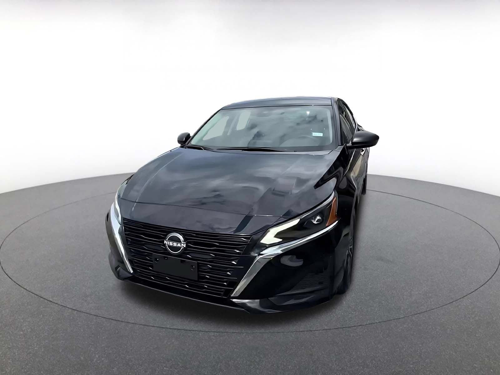 Thumbnail: 2025 Nissan Altima - 6