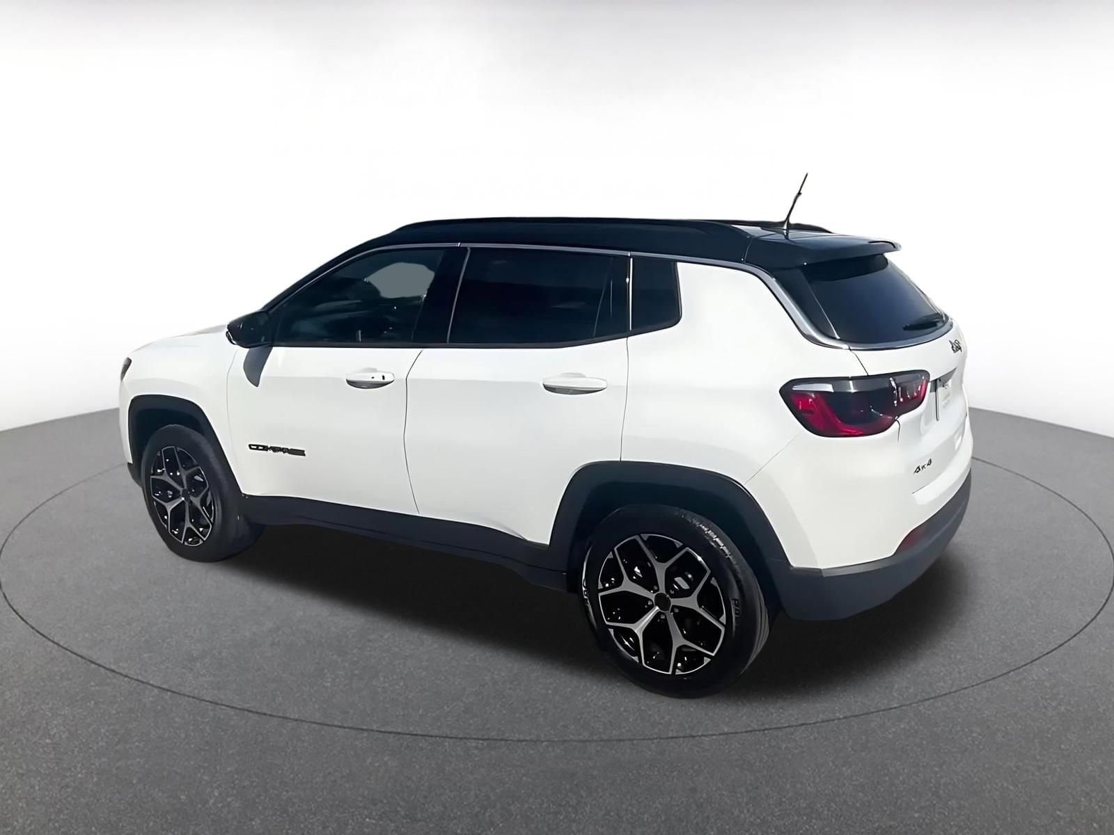 Thumbnail: 2025 Jeep Compass - 10