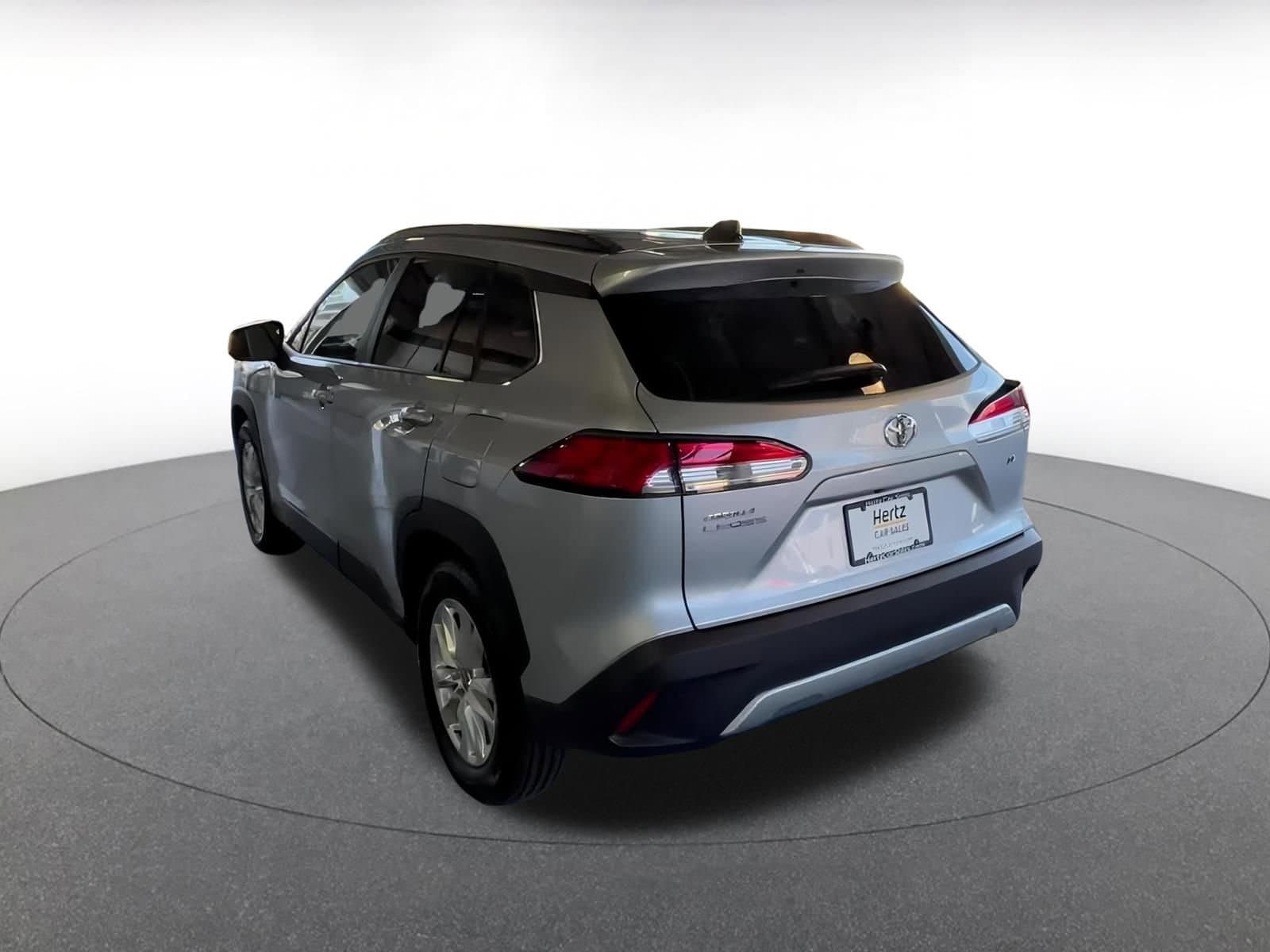 Thumbnail: 2025 Toyota Corolla Cross - 11