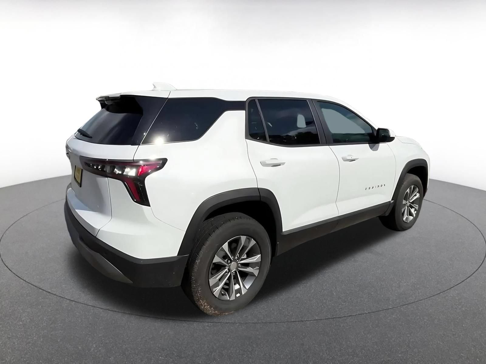 Thumbnail: 2025 Chevrolet Equinox - 14