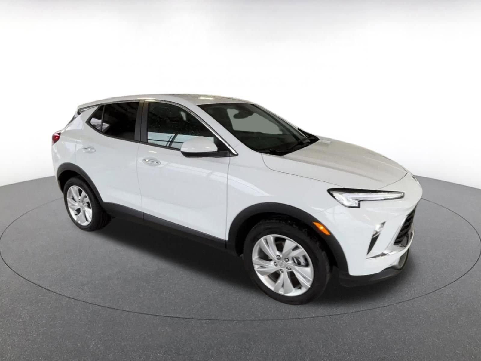 Thumbnail: 2025 Buick Encore GX - 2