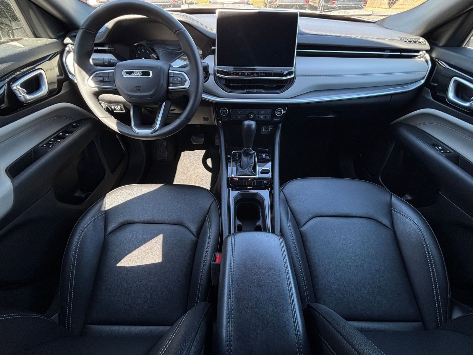 Thumbnail: 2025 Jeep Compass - 33