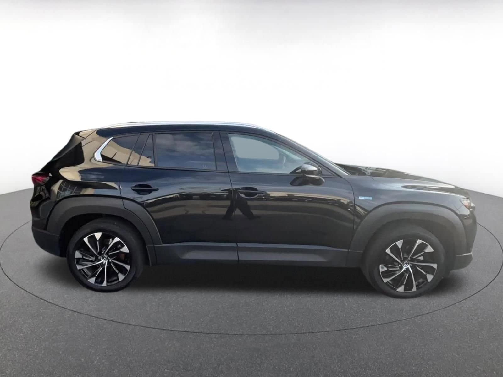 Thumbnail: 2025 Mazda CX-50 - 16