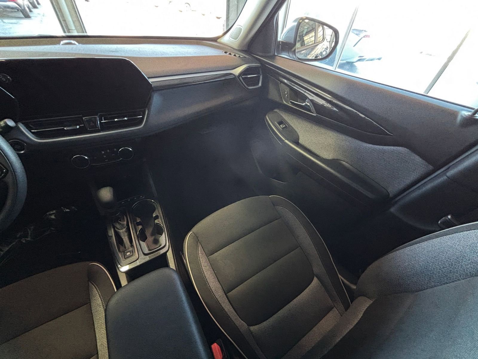 Thumbnail: 2025 Chevrolet TrailBlazer - 33