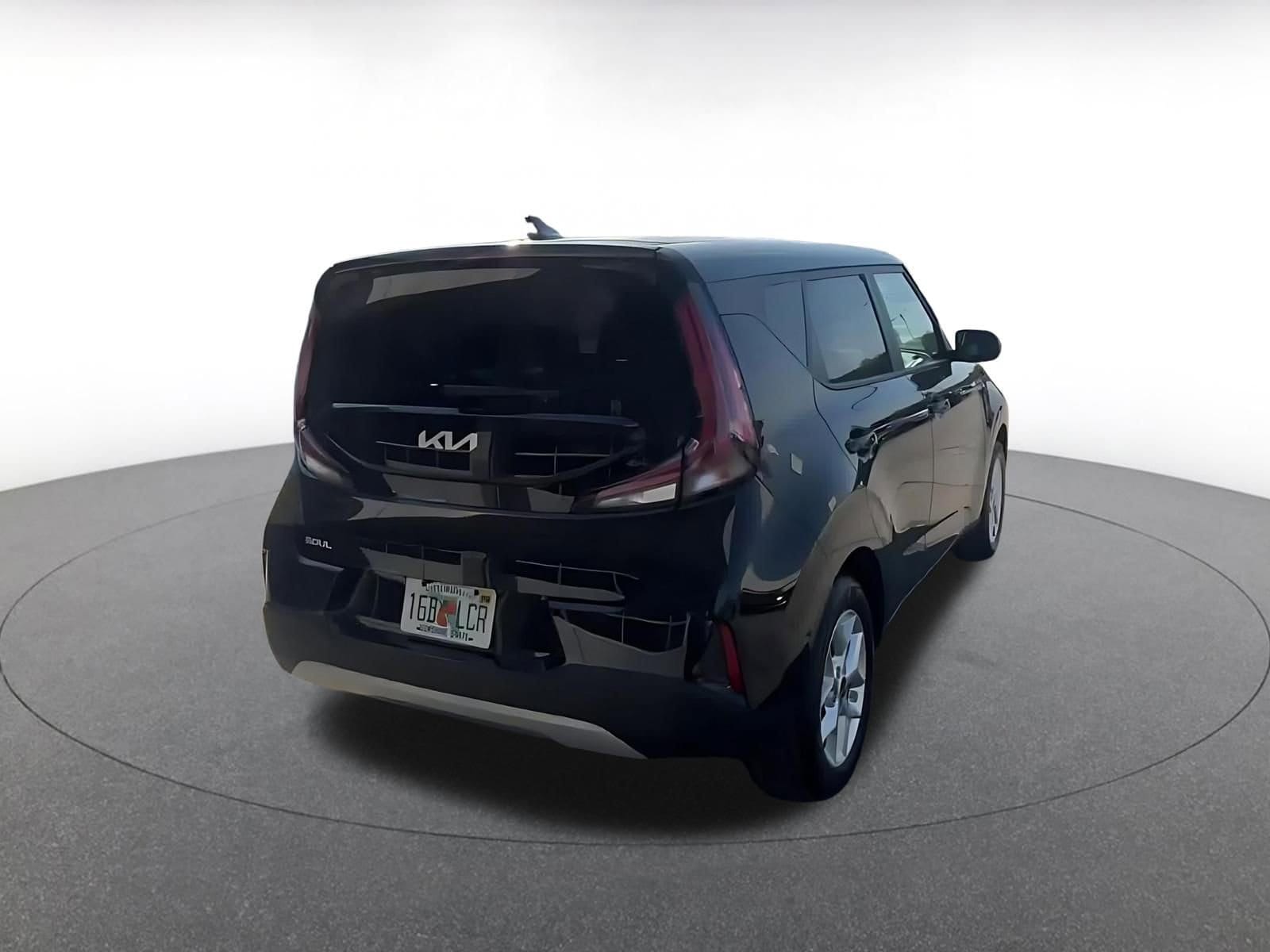 Thumbnail: 2025 Kia Soul - 13