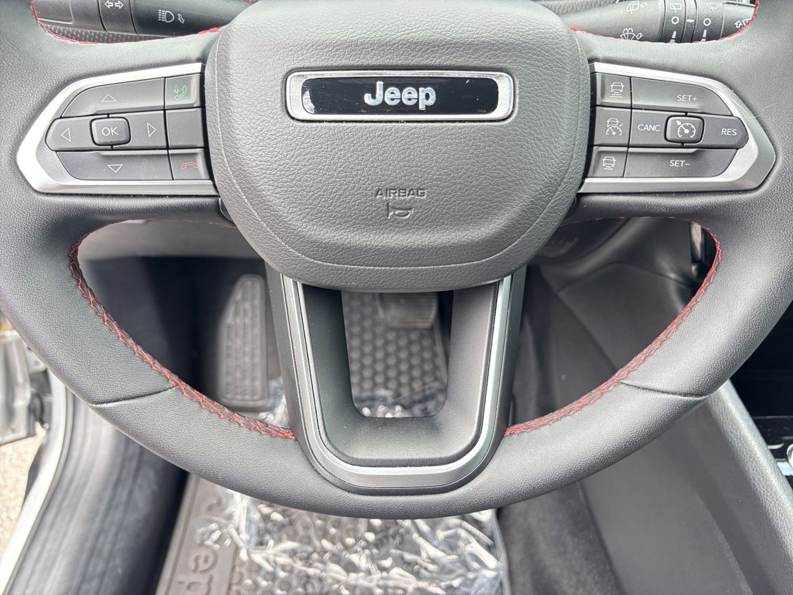 Thumbnail: 2025 Jeep Compass - 27