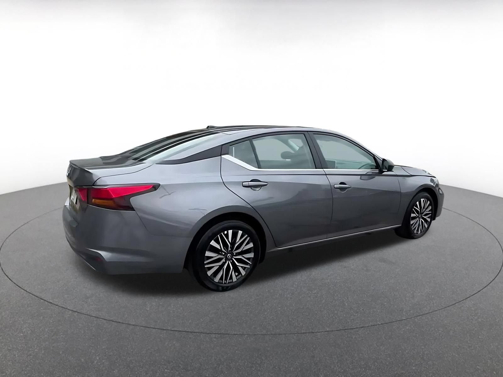 Thumbnail: 2026 Nissan Altima - 14