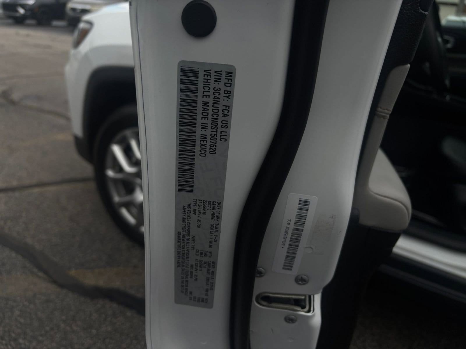 Thumbnail: 2025 Jeep Compass - 35