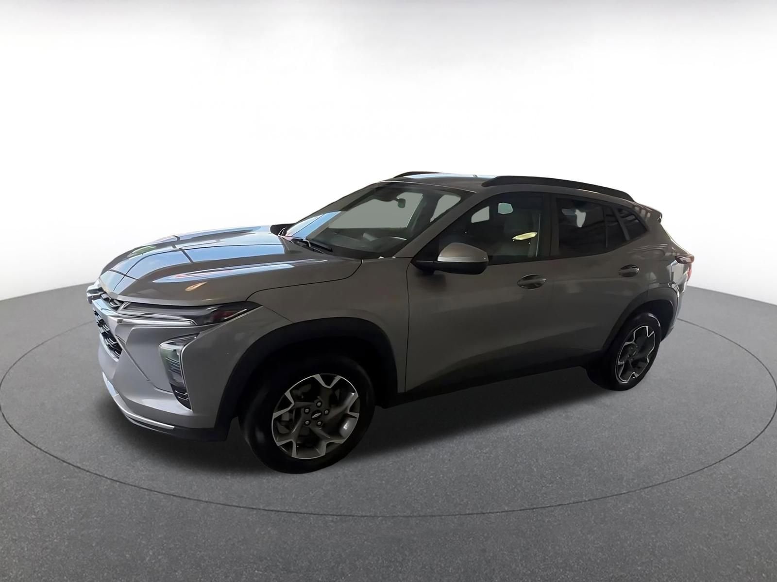 Thumbnail: 2025 Chevrolet Trax - 7