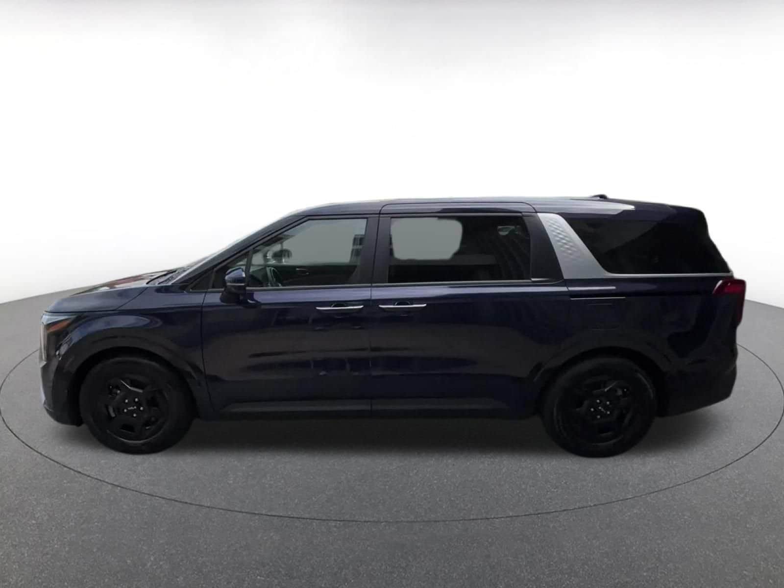 Thumbnail: 2026 Kia Carnival - 8