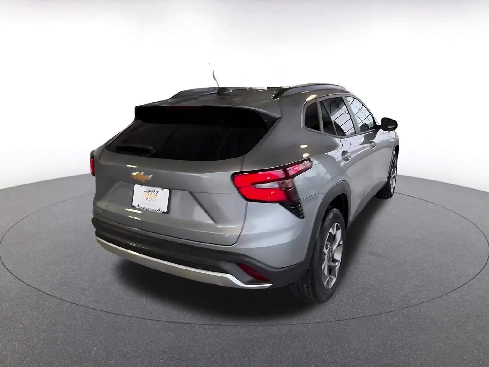 Thumbnail: 2025 Chevrolet Trax - 15