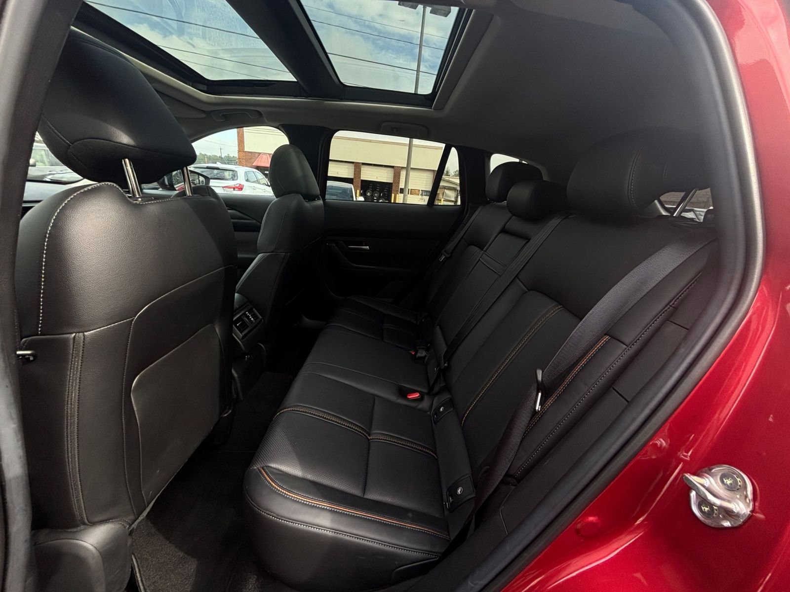 Thumbnail: 2025 Mazda CX-50 - 27