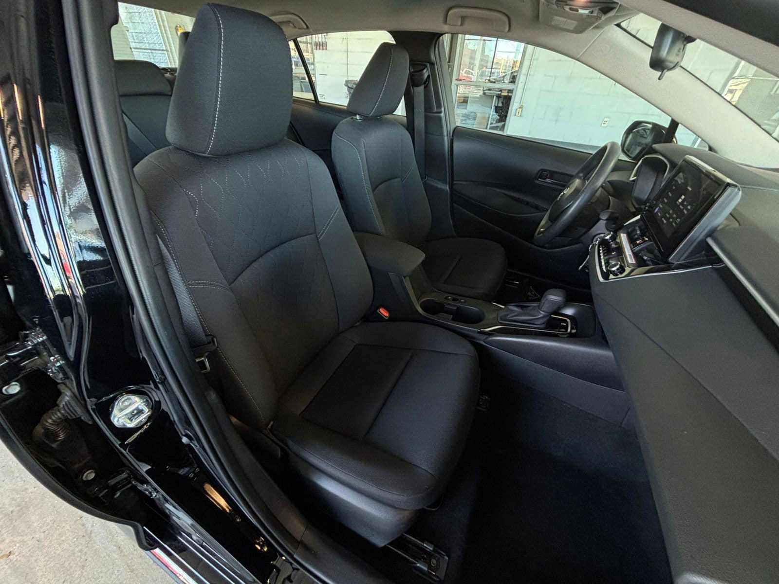 Thumbnail: 2025 Toyota Corolla - 35