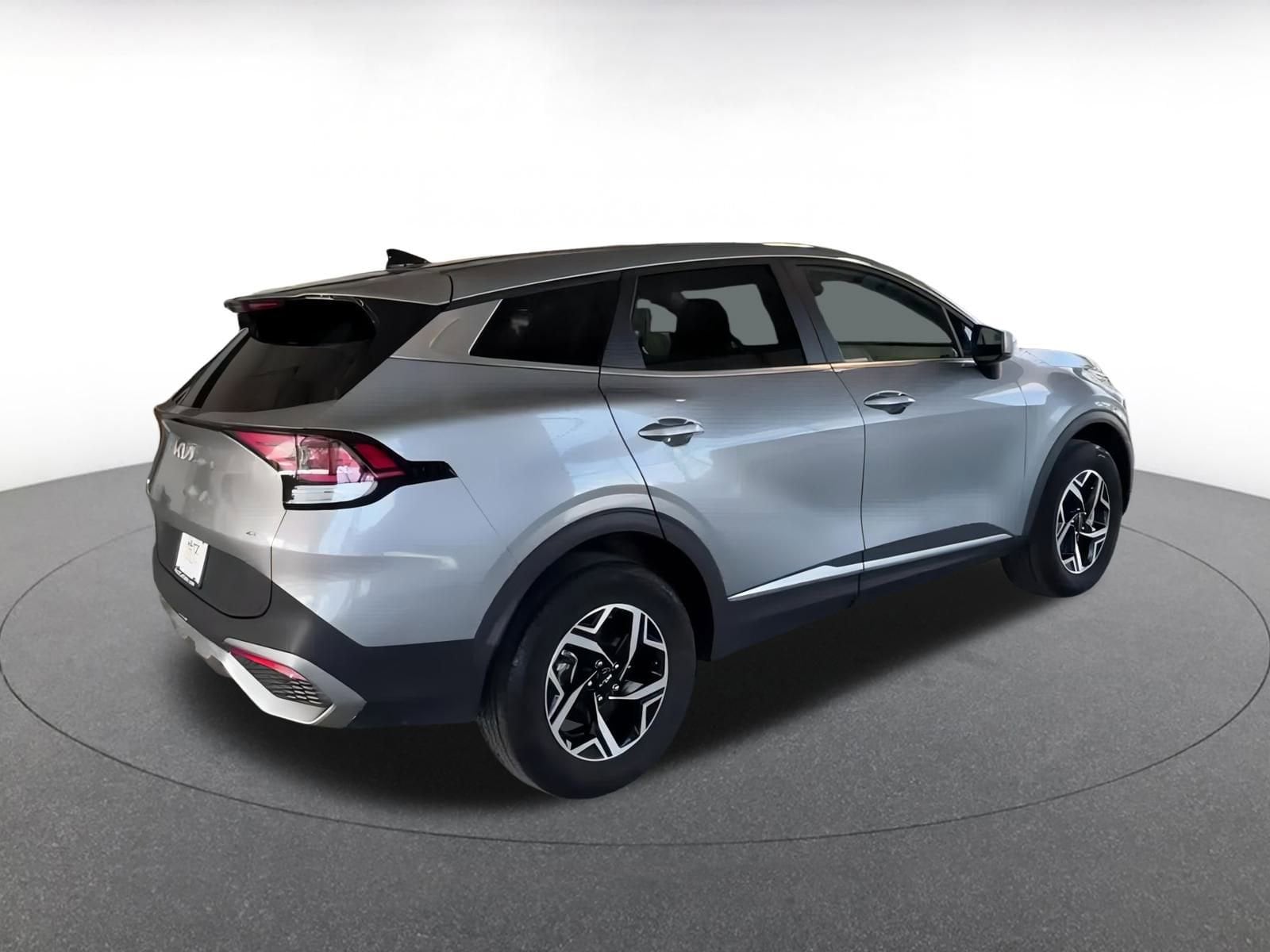Thumbnail: 2024 Kia Sportage - 18