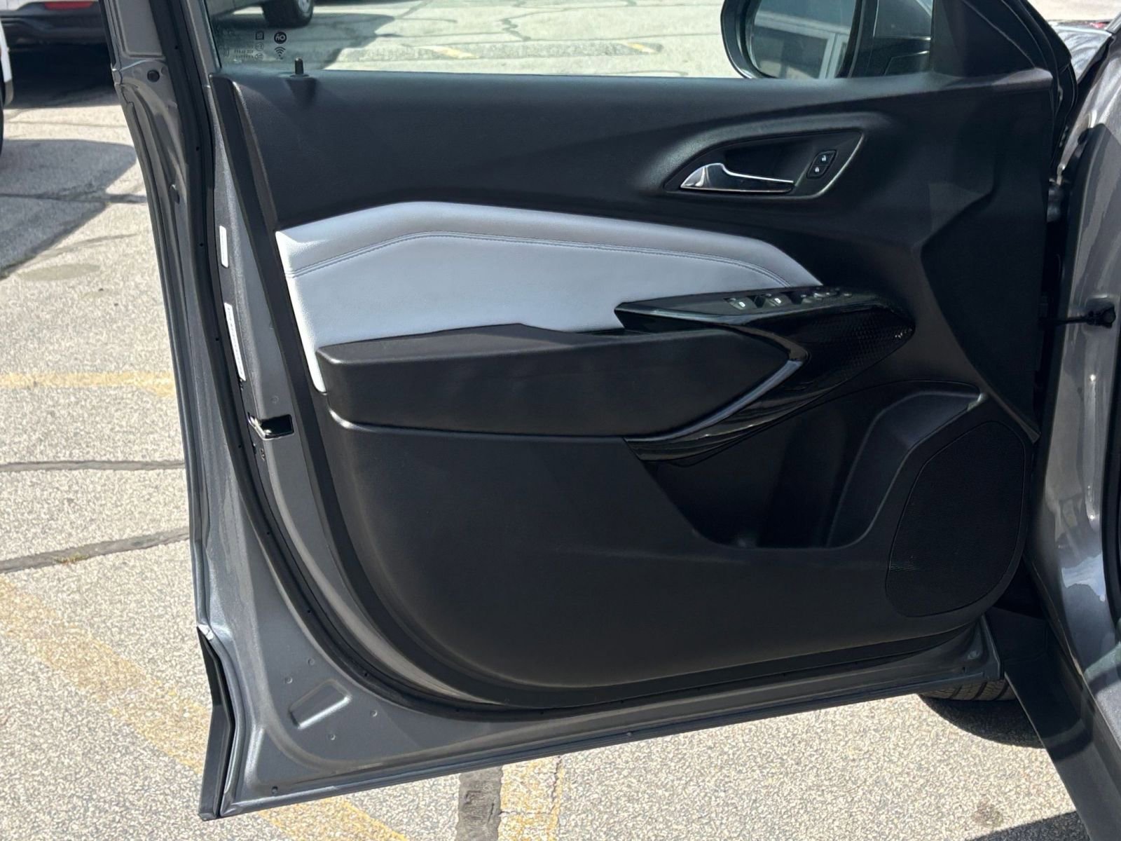 Thumbnail: 2025 Chevrolet Trax - 18