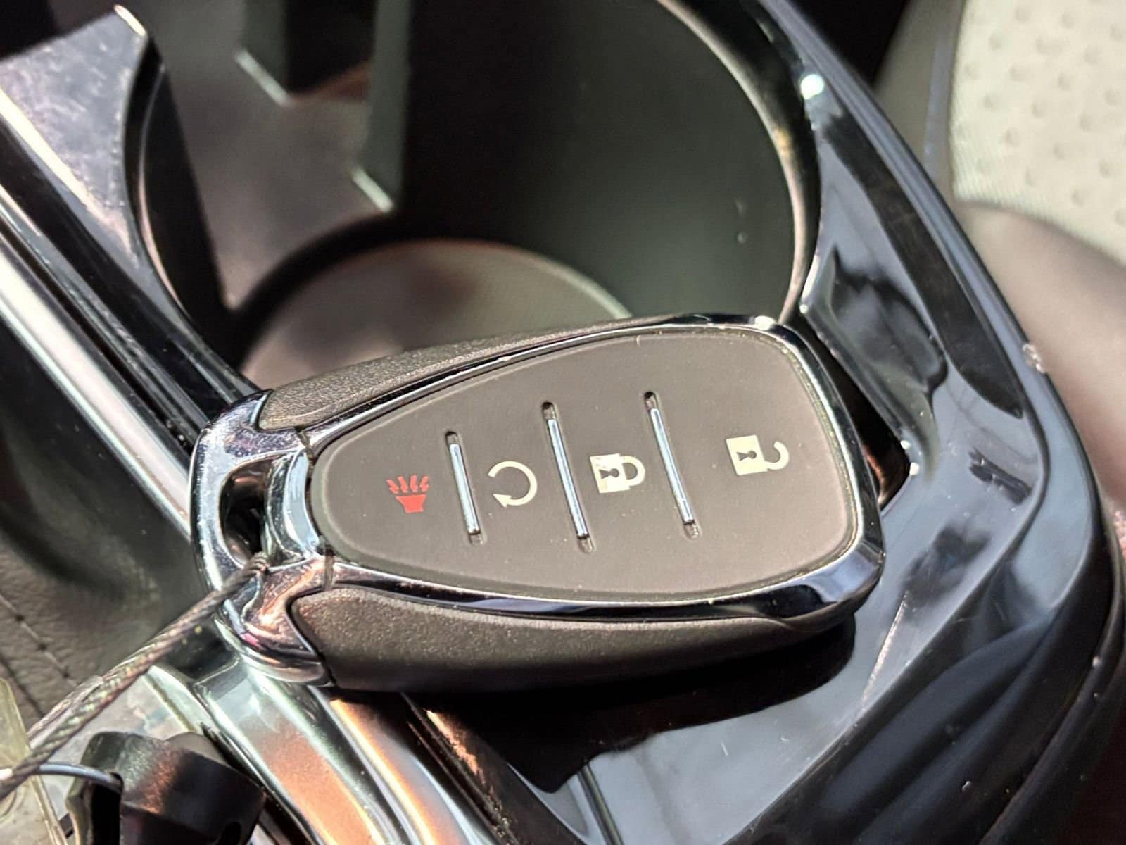 Thumbnail: 2025 Chevrolet Trax - 21