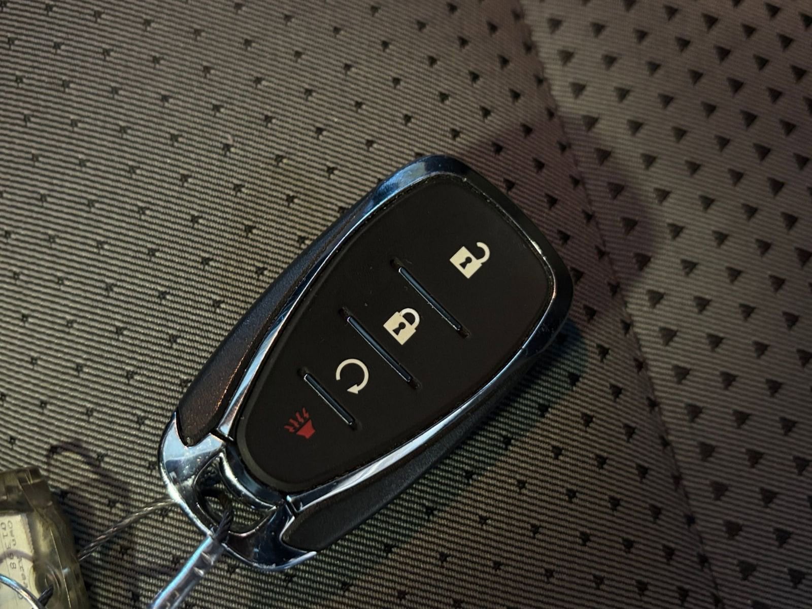 Thumbnail: 2025 Chevrolet Trax - 28