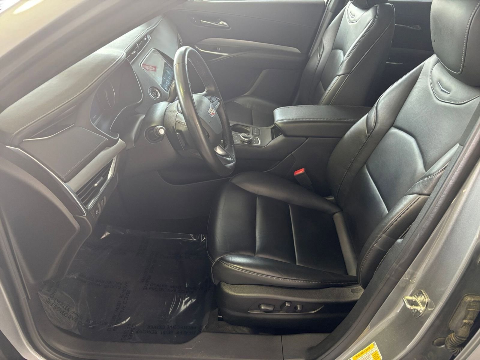 Thumbnail: 2023 Cadillac XT4 - 27
