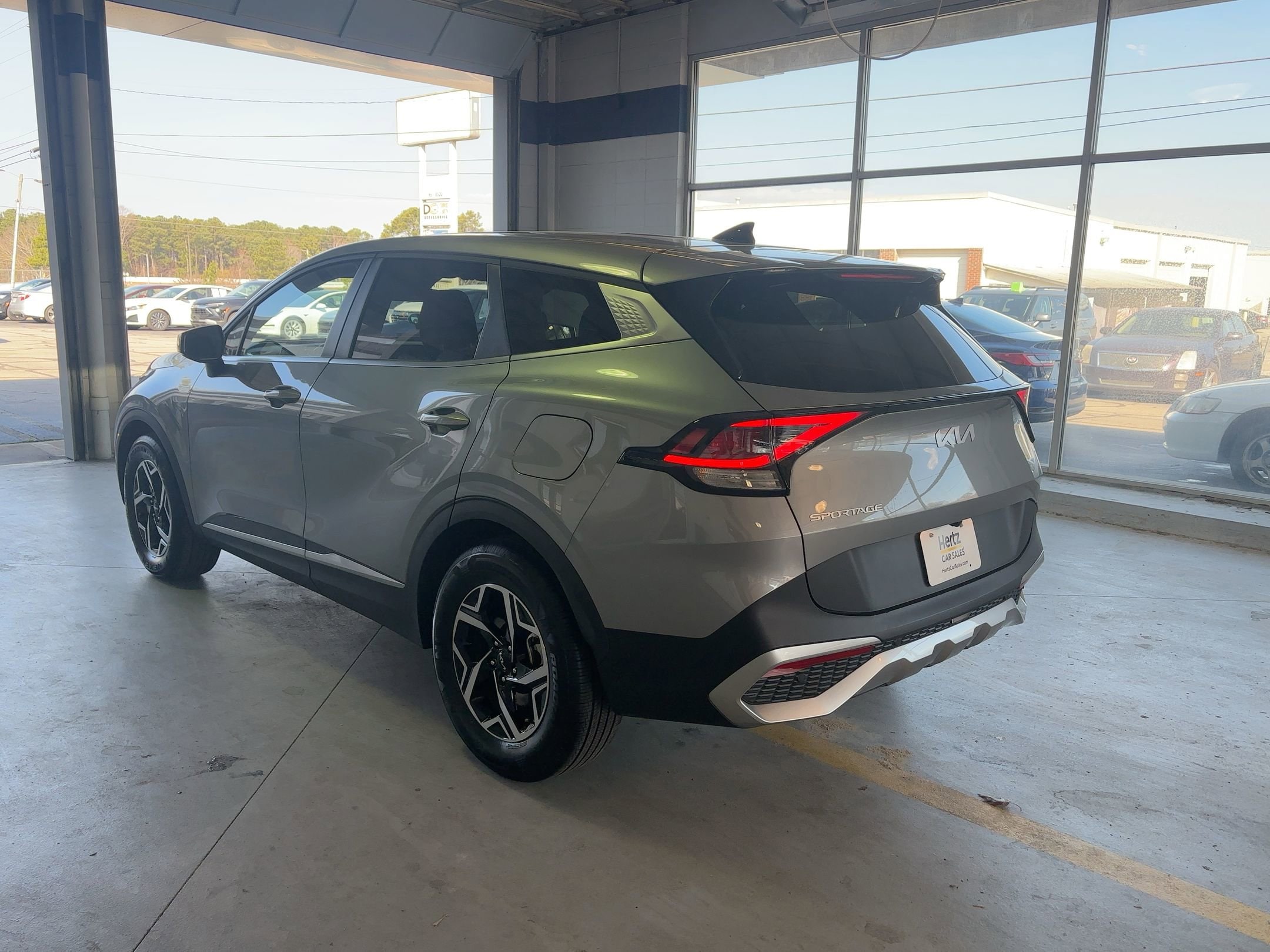 Thumbnail: 2025 Kia Sportage - 7