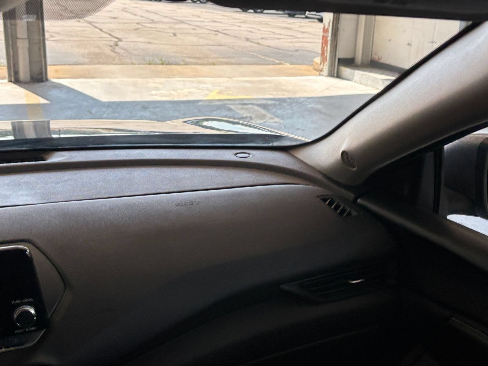 Thumbnail: 2025 Nissan Sentra - 33