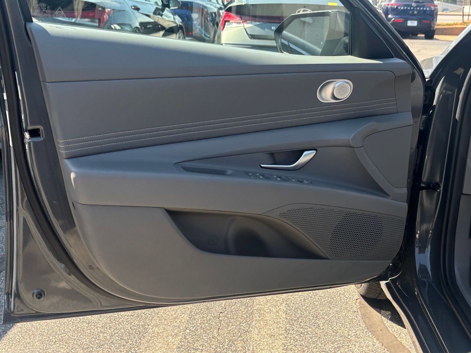 Thumbnail: 2025 Hyundai Elantra - 18