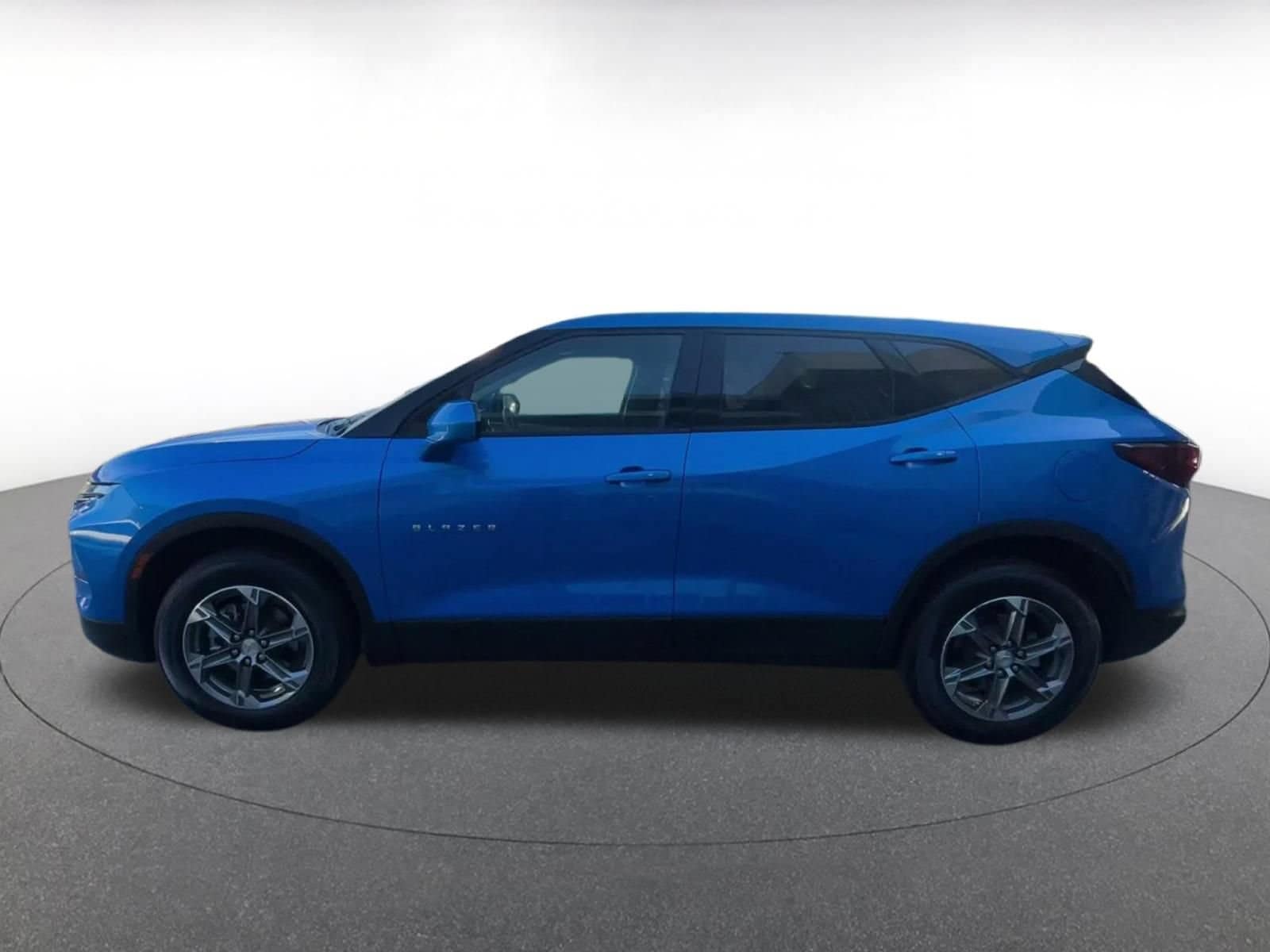 Thumbnail: 2026 Chevrolet Blazer - 8