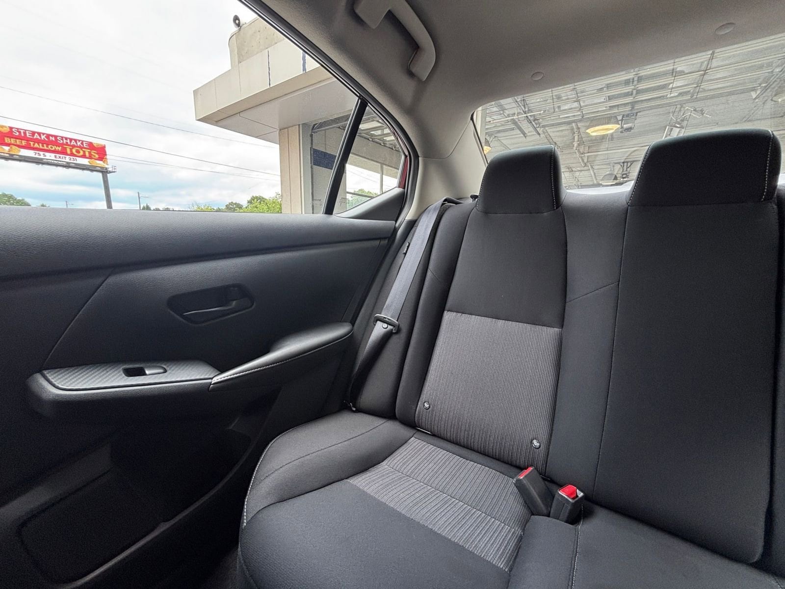 2025 Nissan Sentra SV - Photo 38