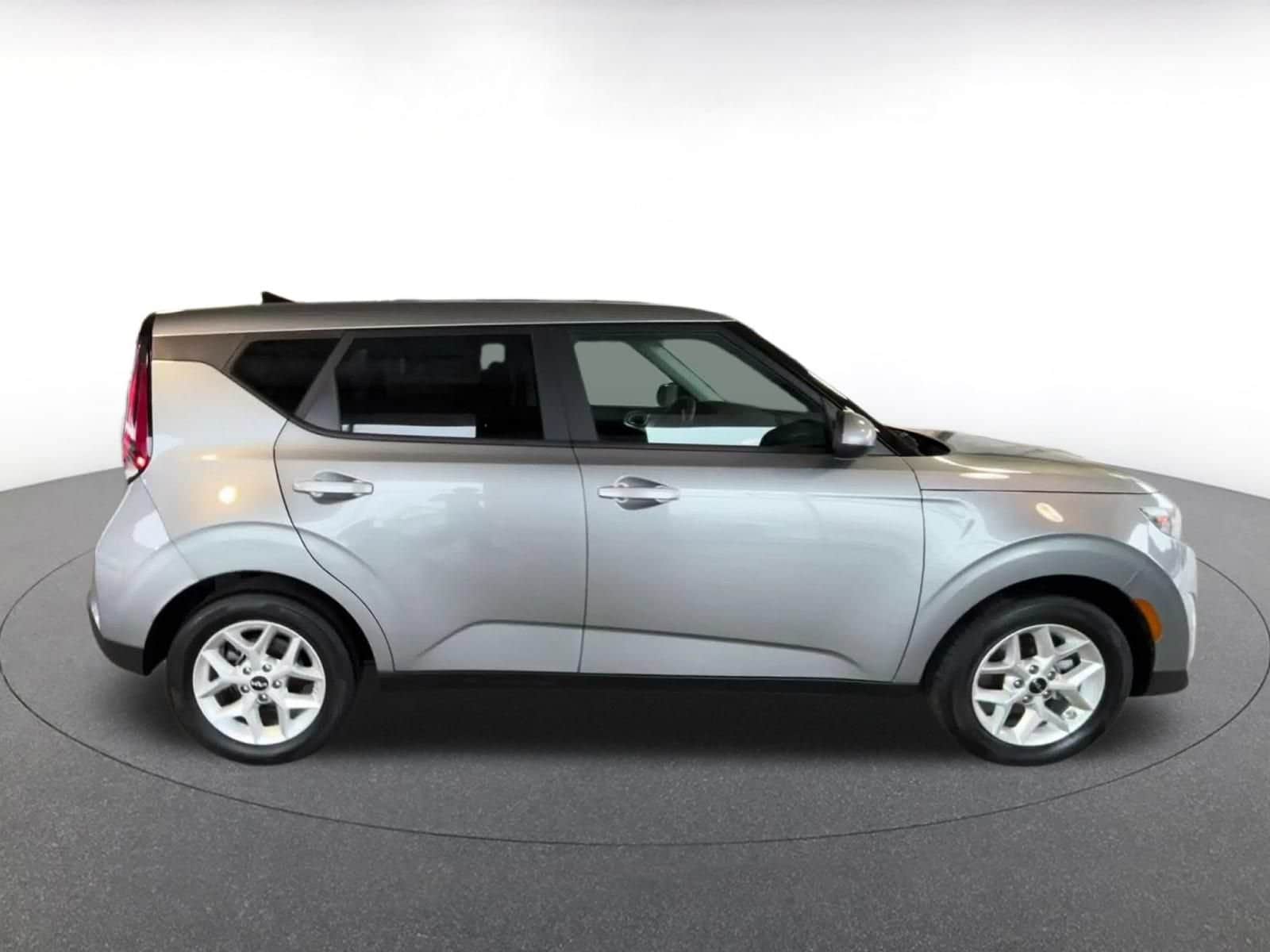 Thumbnail: 2025 Kia Soul - 15