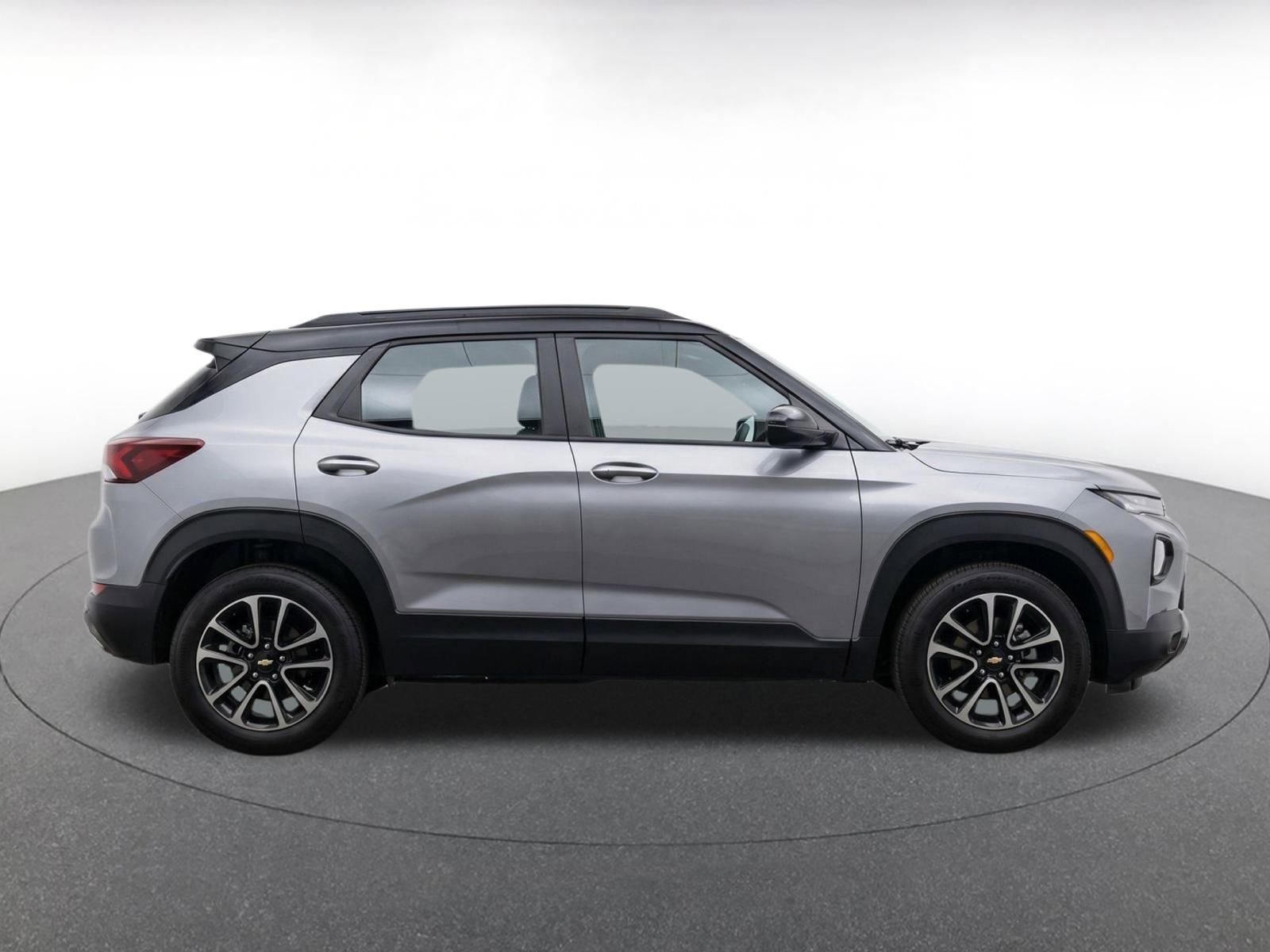 Thumbnail: 2025 Chevrolet TrailBlazer - 10