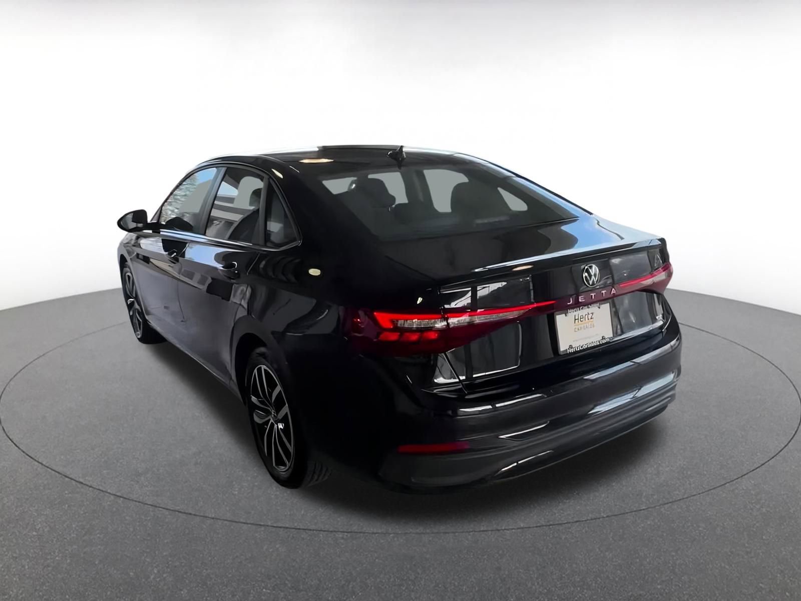 Thumbnail: 2025 Volkswagen Jetta - 10