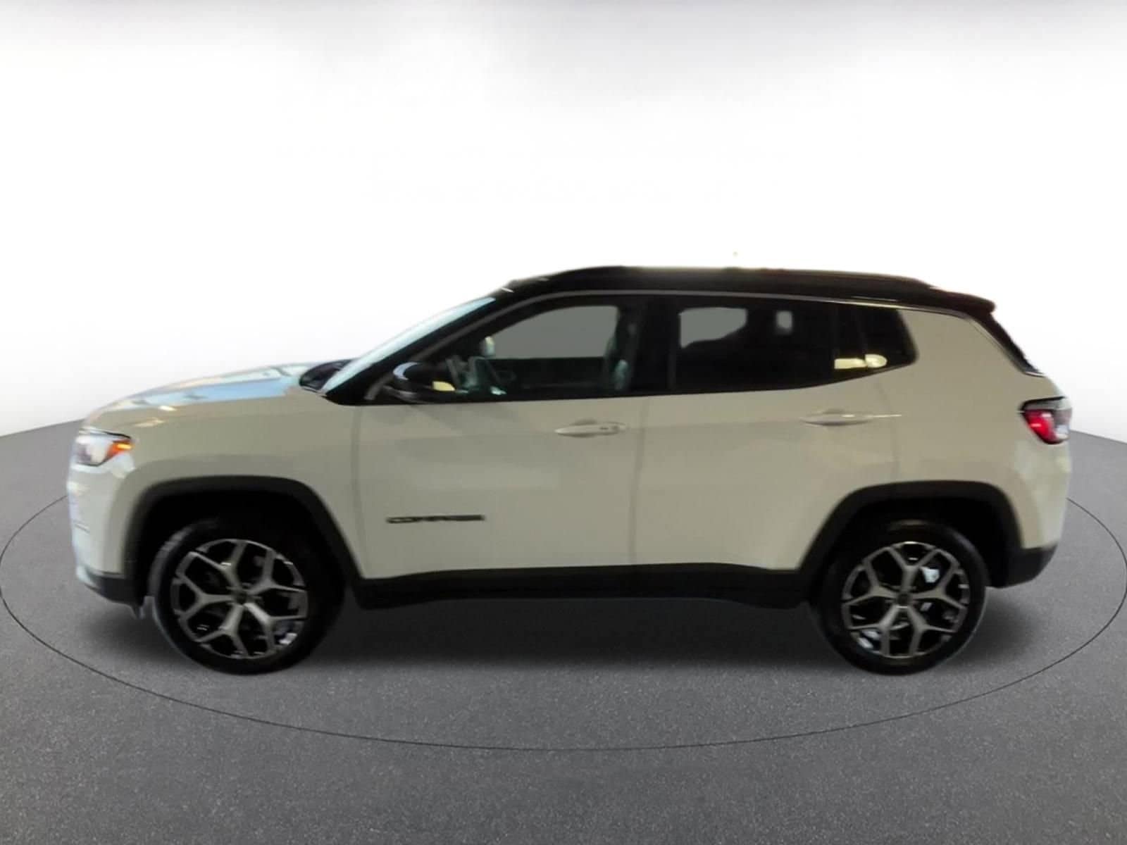 Thumbnail: 2025 Jeep Compass - 10