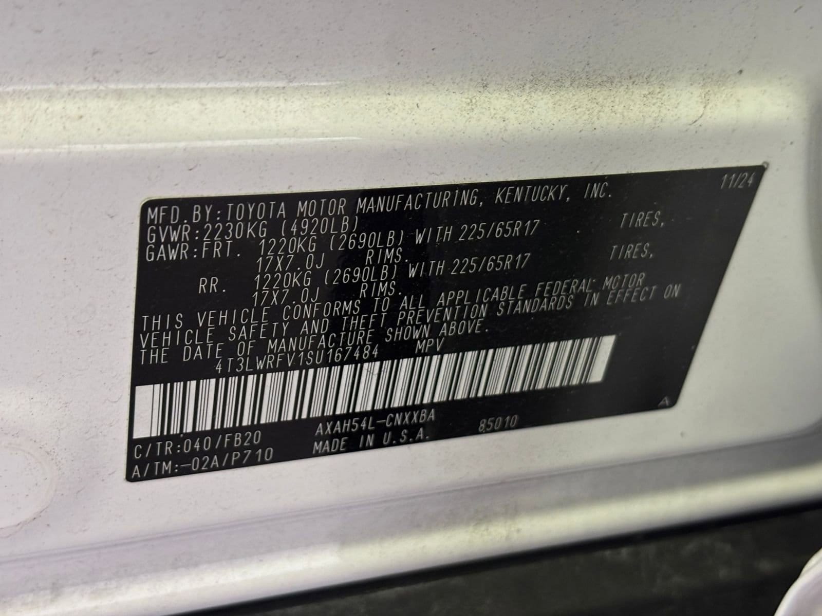 Thumbnail: 2025 Toyota RAV4 - 28