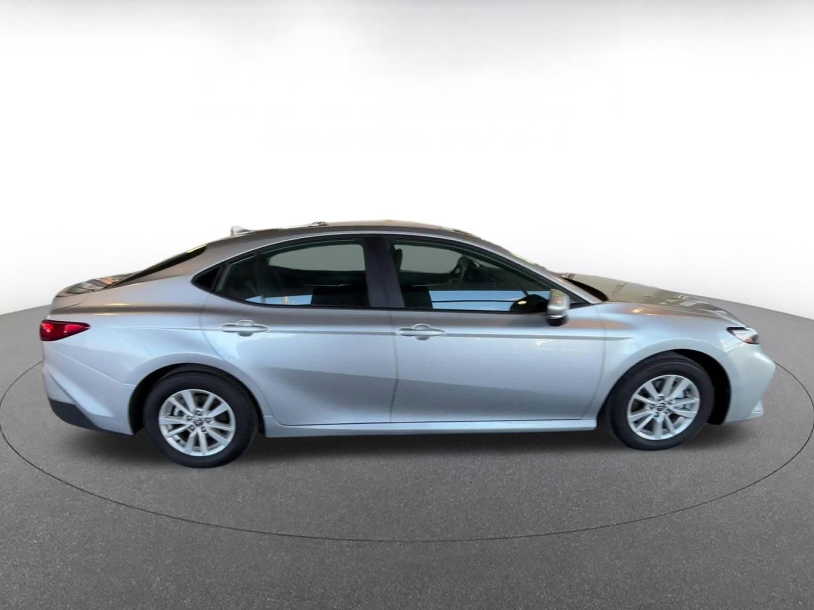 Thumbnail: 2025 Toyota Camry - 15