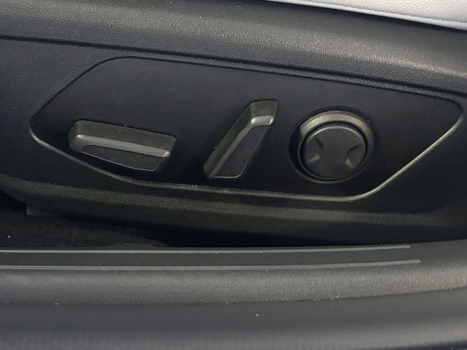 Thumbnail: 2025 Hyundai Elantra - 25