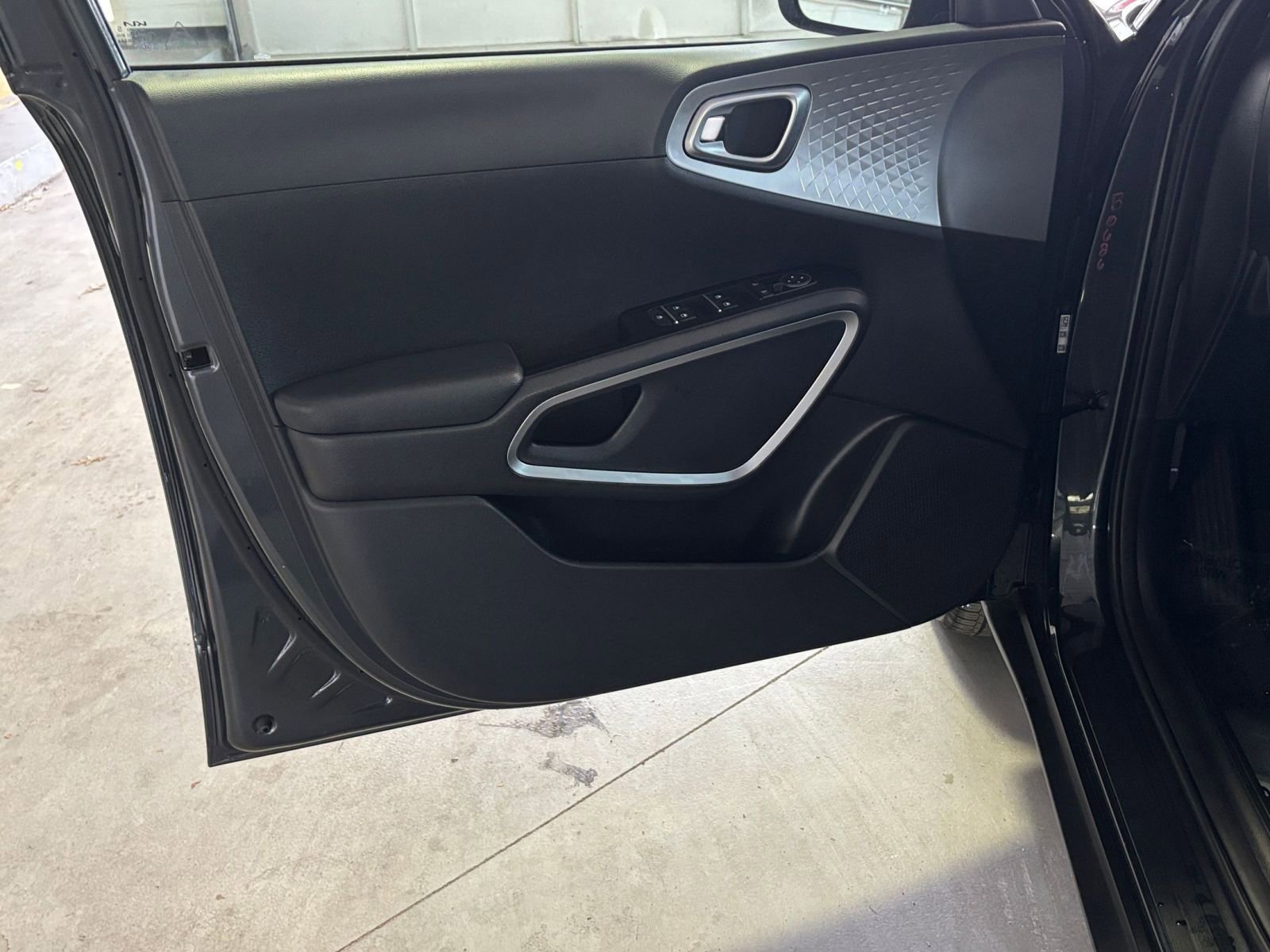 Thumbnail: 2025 Kia Soul - 20